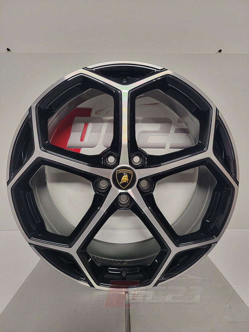 Cerchi in lega USATI - Originali Lamborghini Aesir (condizioni Eccellenti)  Set da 4 - 8.5x20 ET 42 - Dc 23 Exclusive Parts