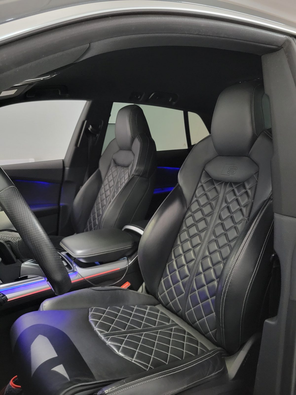 Audi q8 50 tdi mhev 3.0 quattro 3x s line edition